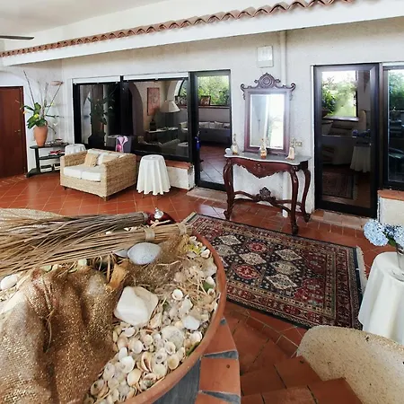La Luna E I Falo' Apartment *